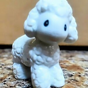 Precious Moments Baby Je Sleeping Baby Figurine with Lambs